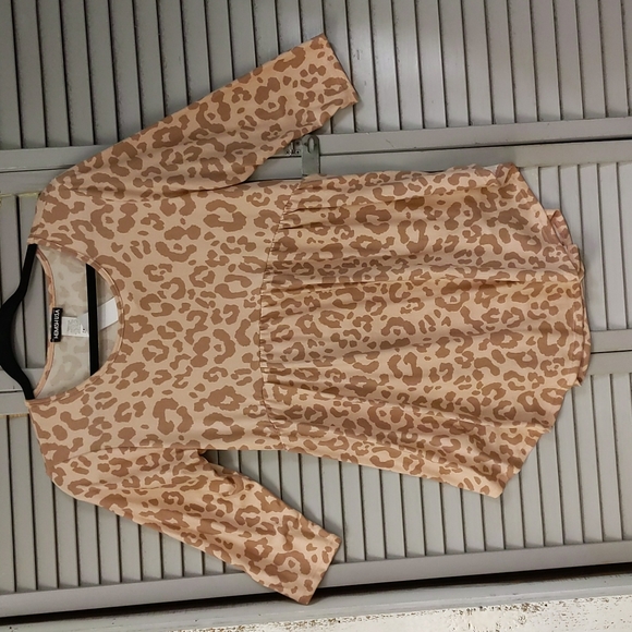 HEIMISH USA Tops - Animal Print 3/4 Sleeve Babydoll Top